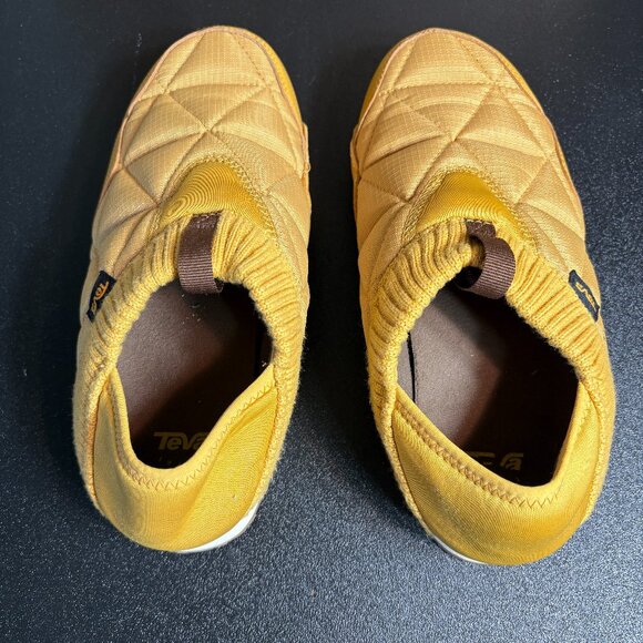Woman's Size 7 TEVA Slipper Shoe in Mustard Yellow - Picture 1 of 5